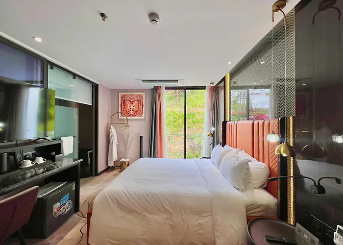 New Century Hotel - Dalat