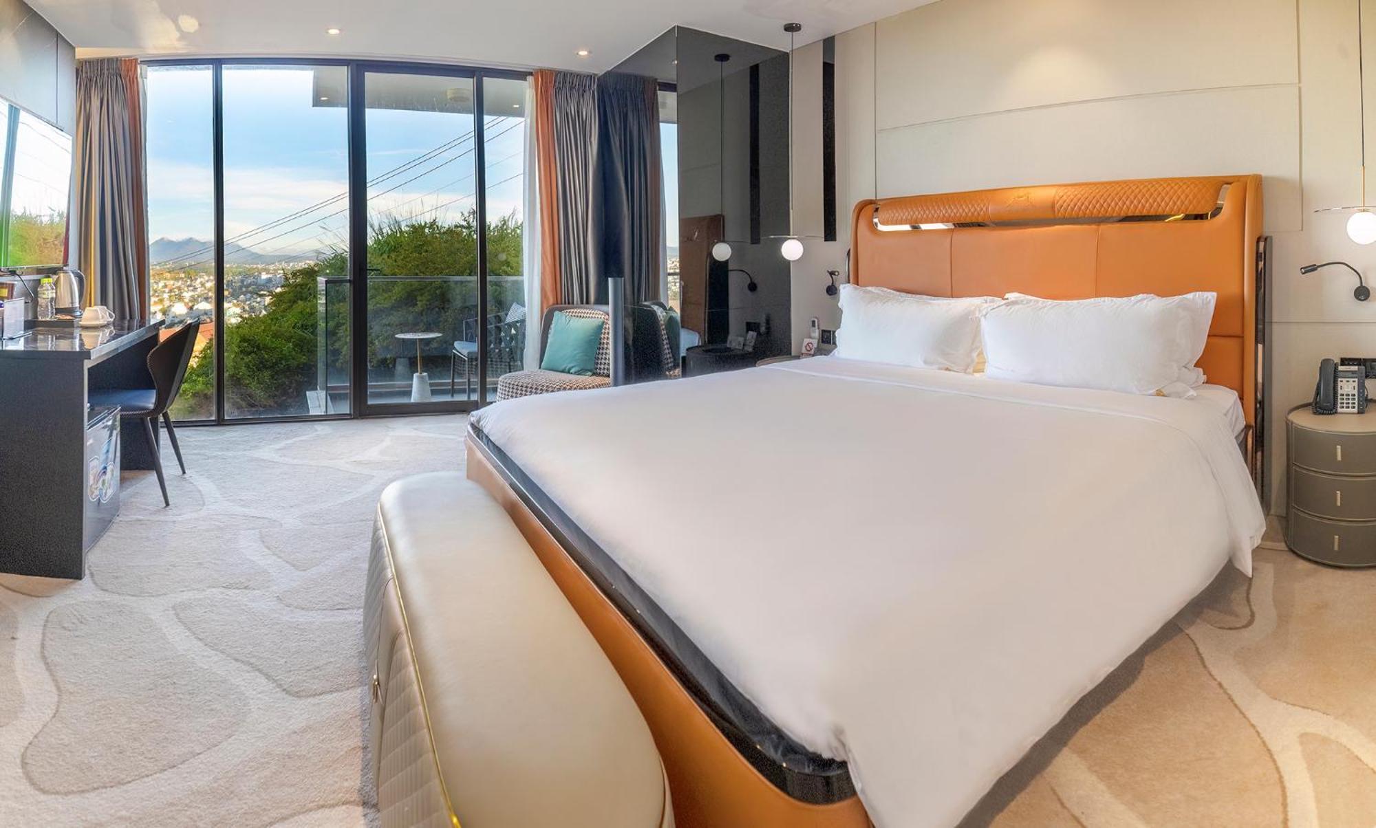 Hotel New Century -