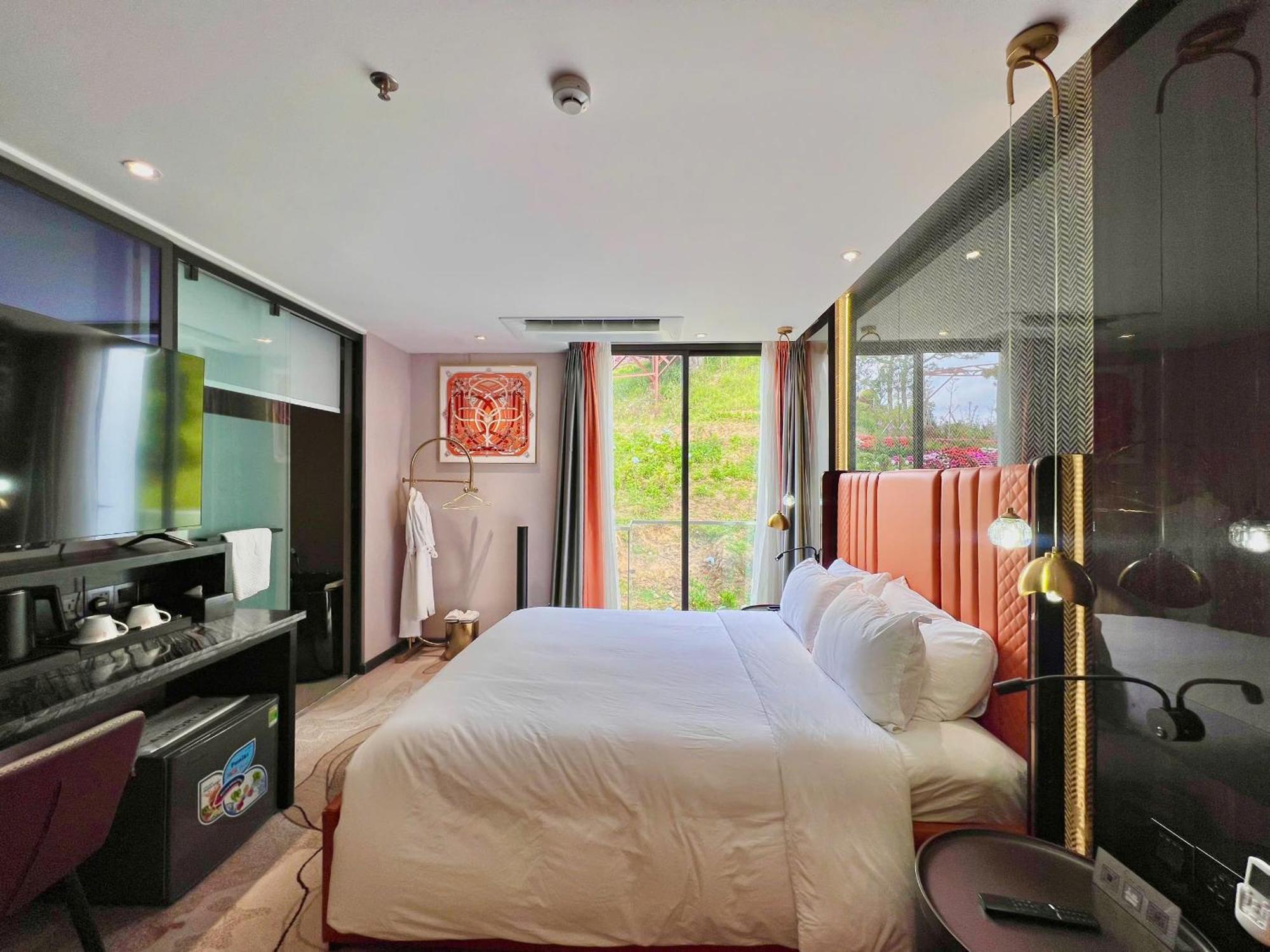 New Century - Hotel