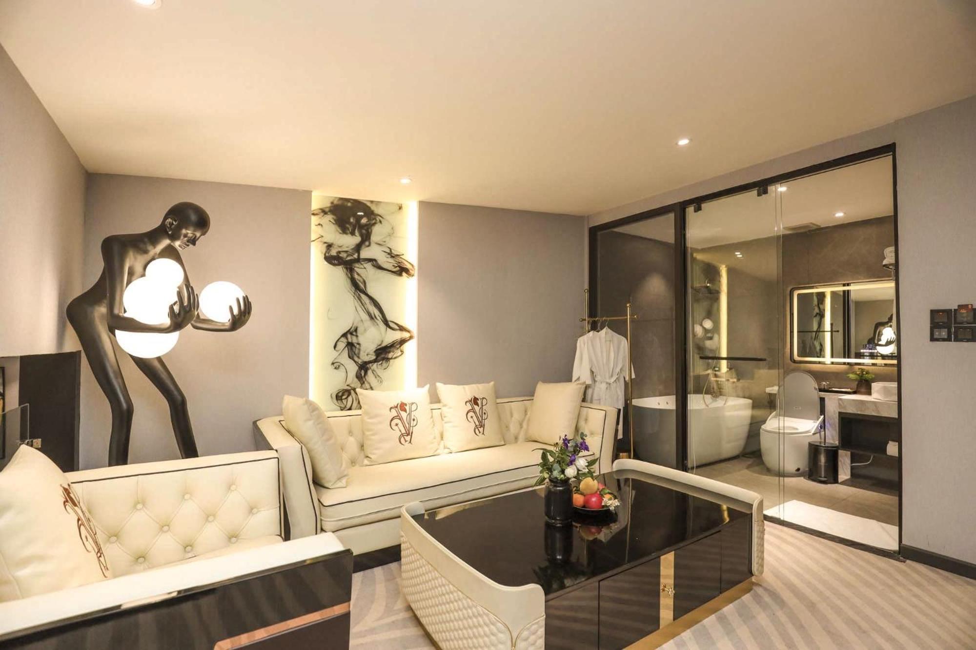 New Century Hotel