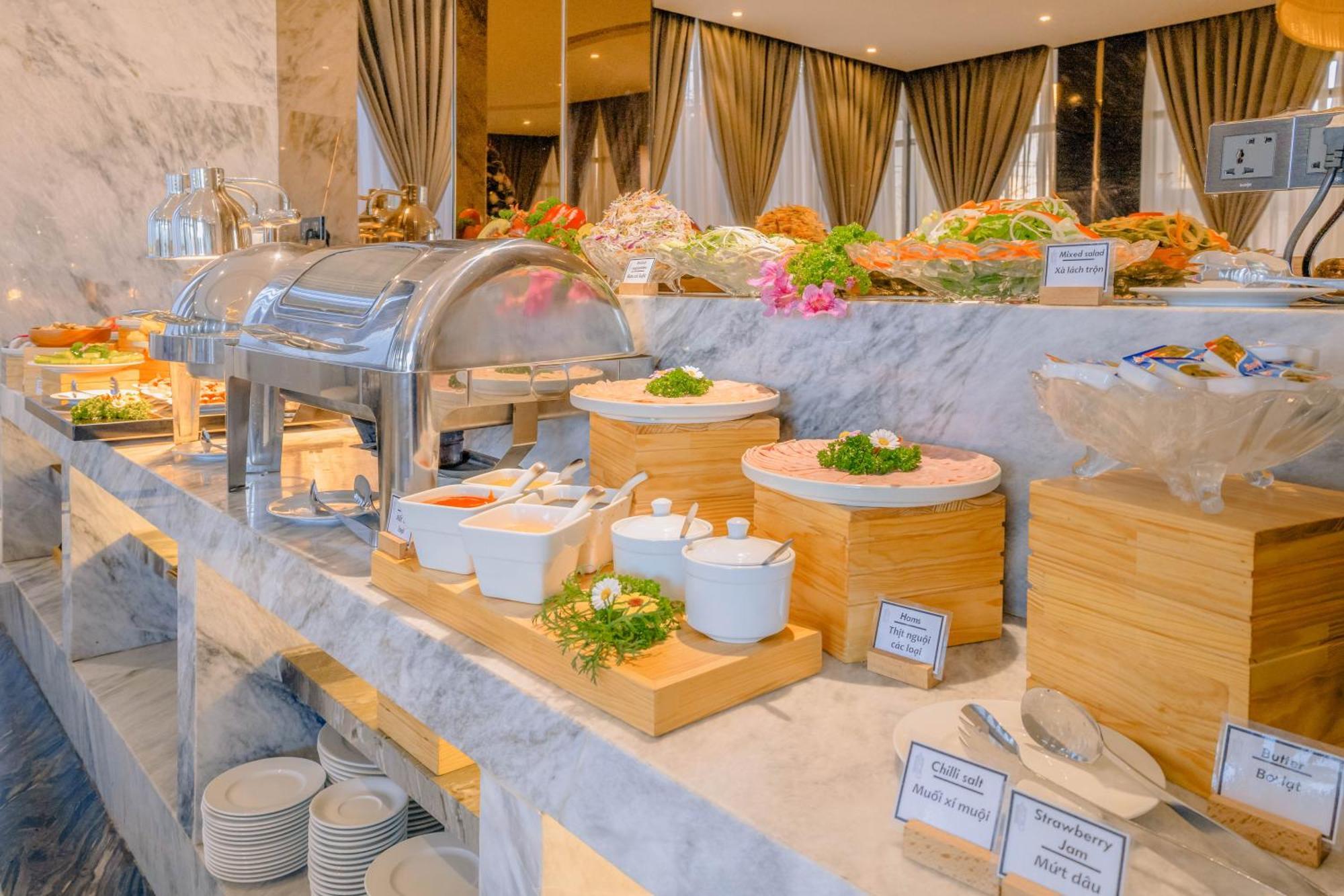 Hotel New Century Đà Lạt